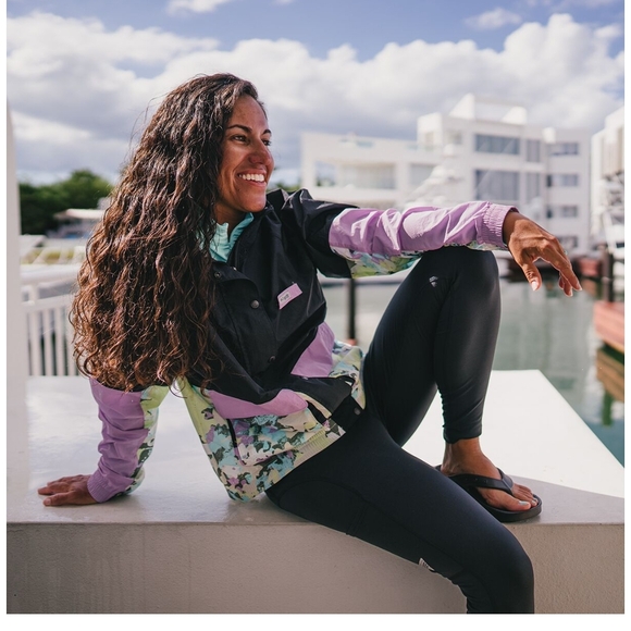 ~~COLUMBIA🩵PFG Windbreaker~~ - Picture 4 of 16